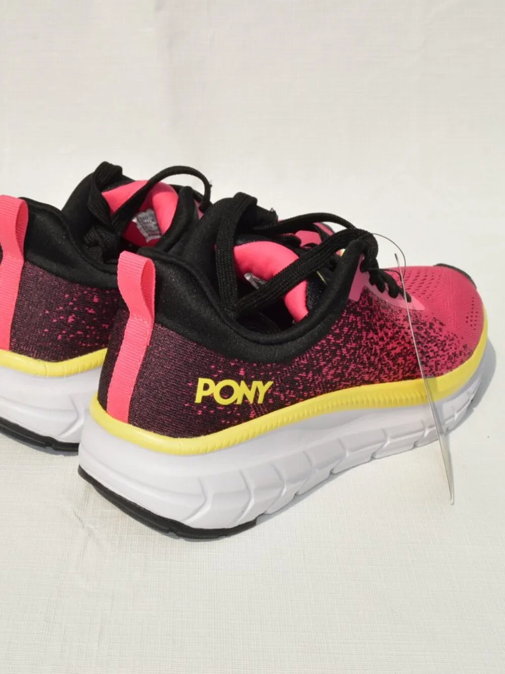 PONY Womens Sneaker Glide Sizes 7 & 6.5 (New)